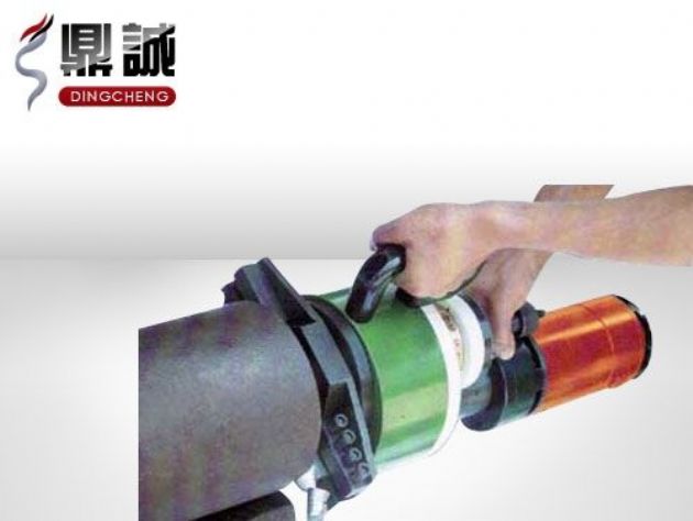 点击查看详细信息<br>标题：Y型内涨式管子坡口机 阅读次数：5536